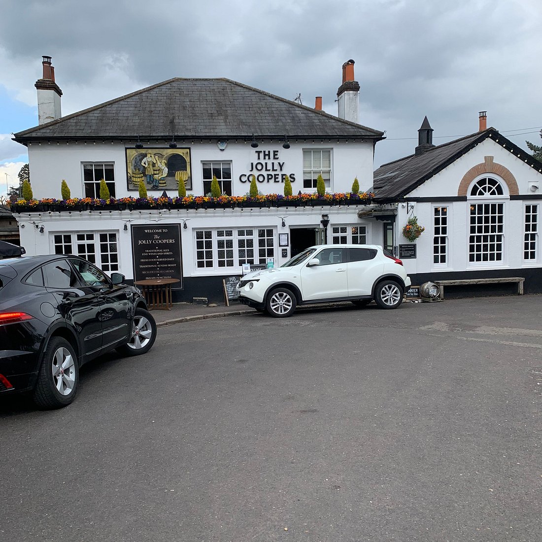 The Jolly Coopers, Epsom's oldest free house